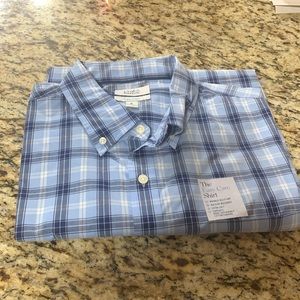 Short sleeve button down shirt in tones of blue, large check, NWT size xl